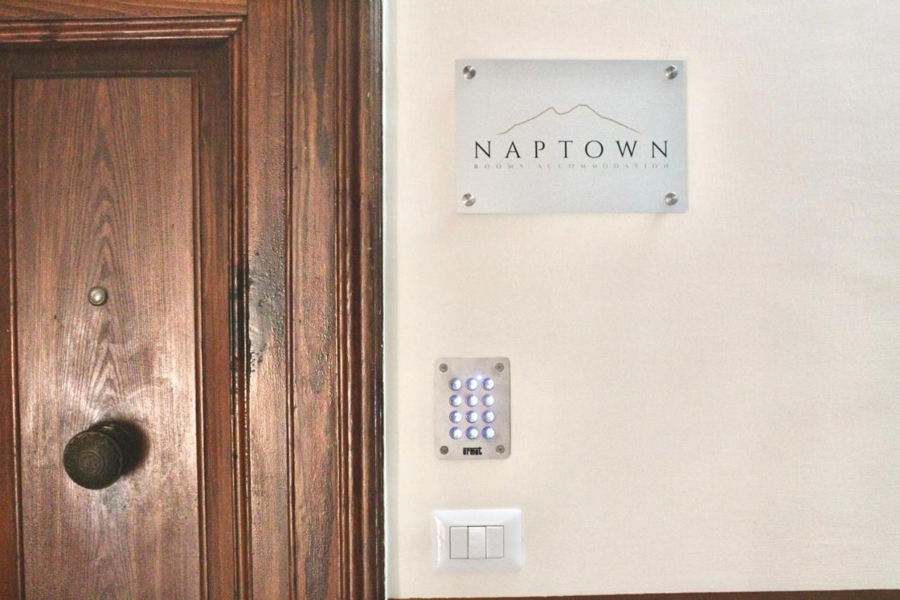 Naptown Rooms Nápoles Exterior foto
